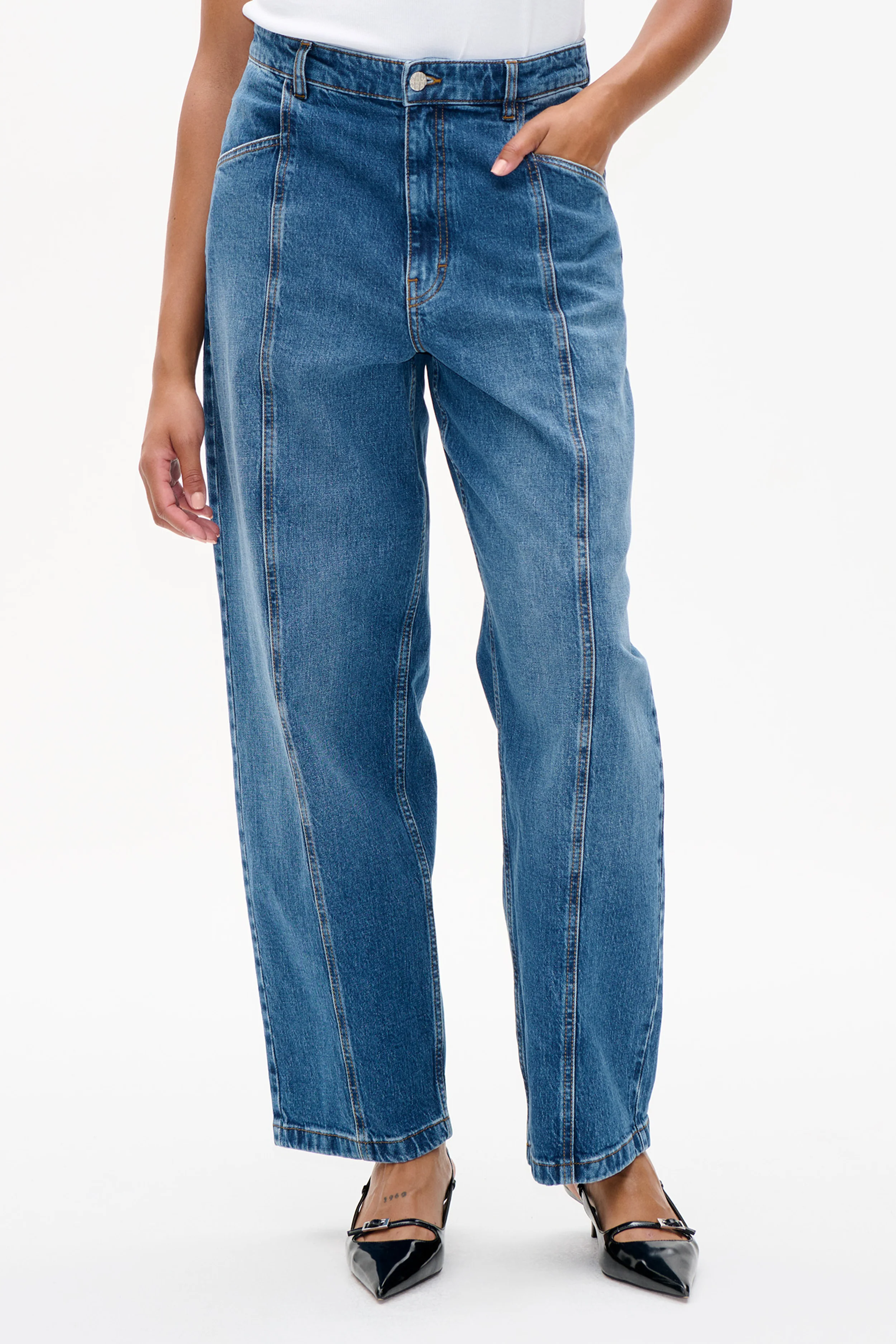 NO 02 JEANS | Worn Out Blue - Image 3